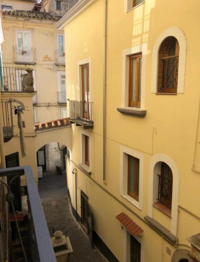 Maison In Centro Salerno Buitenkant foto